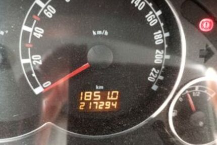 Opel Meriva 217.500 km 900 &euro; Karlsbad 76307