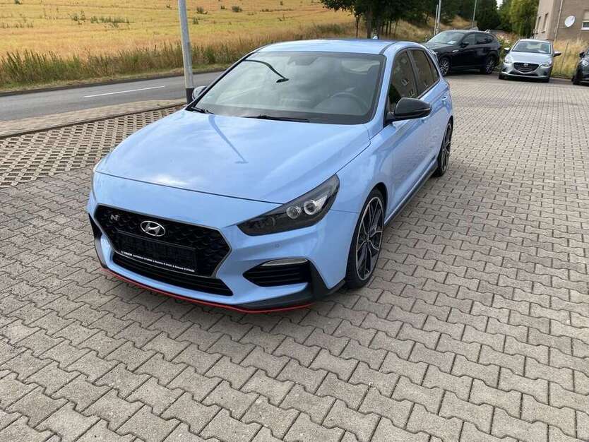 i30