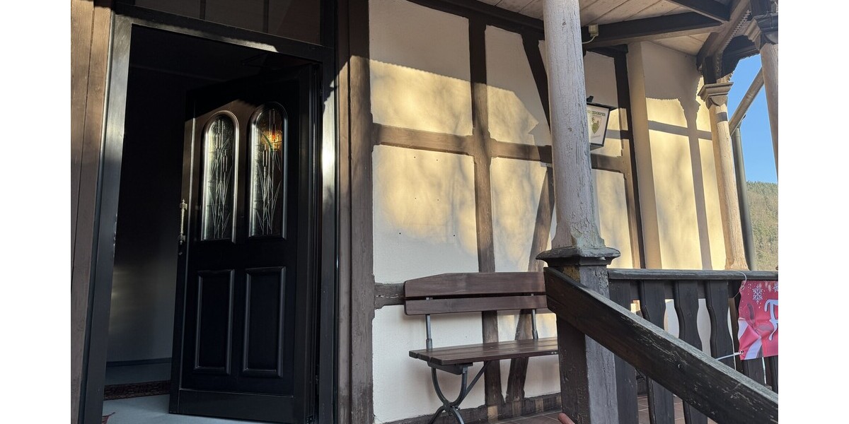 Historisches Hotel Schwarzaburg - Gewerbeobjekt Schwarzburg | Angebot:25414977