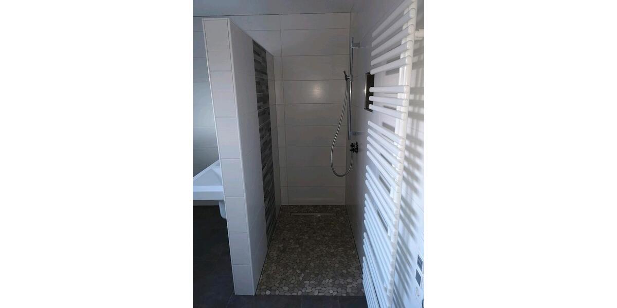 Doppelhaushälfte Weener - 4 Zimmer, 135 m&sup2;, 1.350&euro; | Angebot:26122503