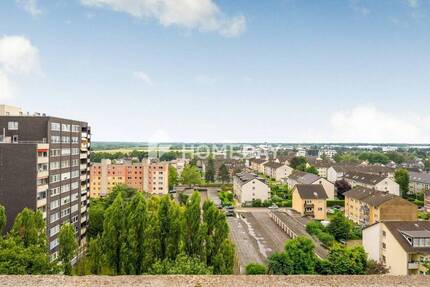 Raumwunder! Große 4-Zimmer-Wohnung mit 2 Loggien, Wannenbad und Stellplatz