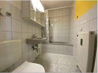 Etagenwohnung Ingolstadt Friedrichshofen-Hollerstauden - 2 Zimmer, 50 m&sup2;, 180.000&euro; | Angebot:27041022