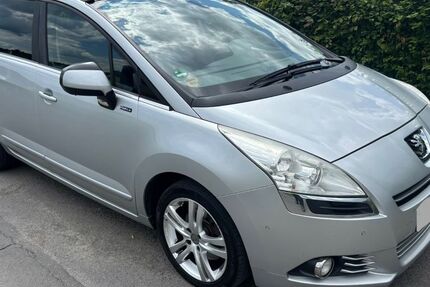 Peugeot 3008 210.000 km 4.300 &euro; Kassel 34123