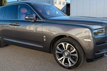 Rolls Royce Cullinan 37.850 km 314.900 &euro; Renchen 77871
