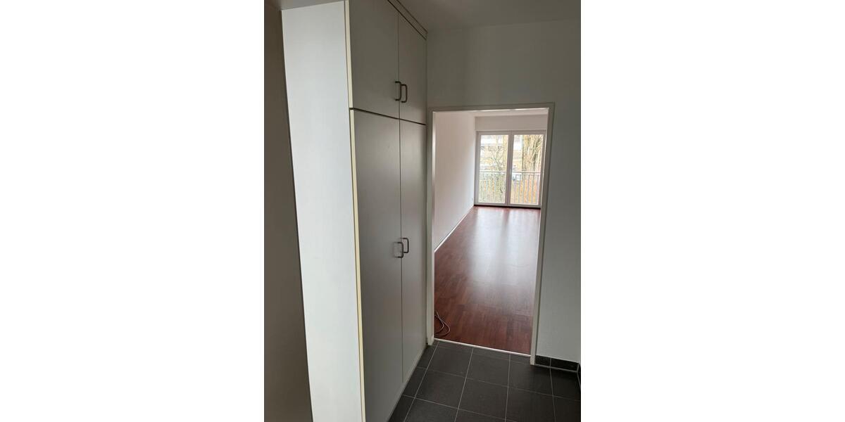 Etagenwohnung Wuppertal Lichtenplatz - 1 Zimmer, 38 m&sup2;, 470&euro; | Angebot:26048089