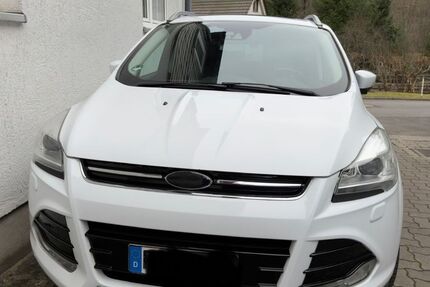Ford Kuga 138.000 km 11.990 &euro; Schwarzatal 98744
