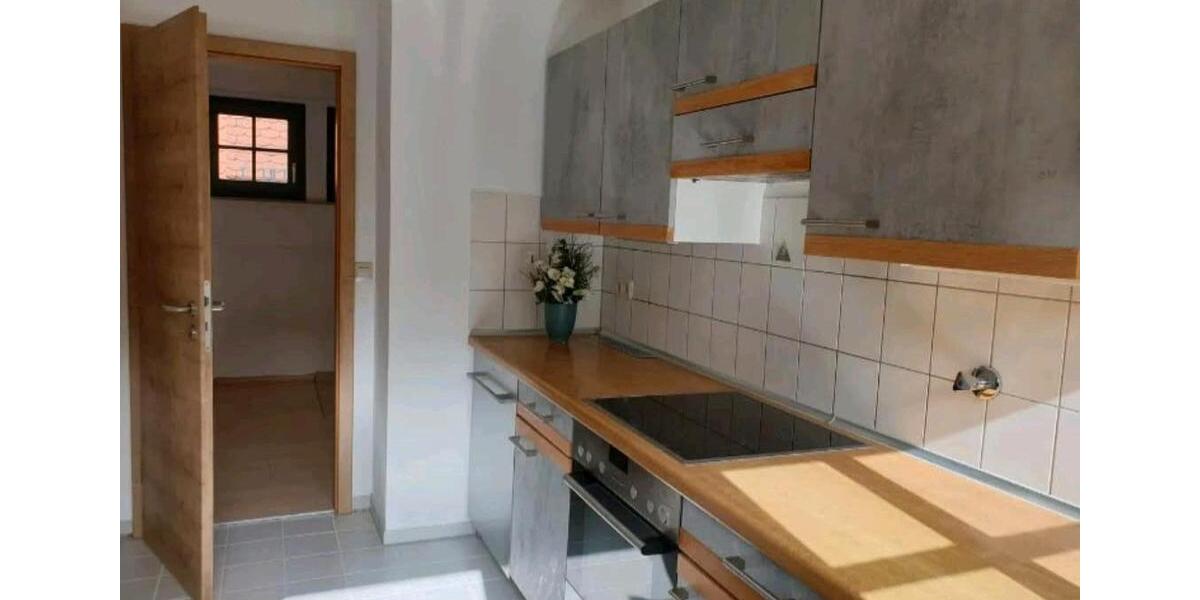 Dachgeschoßwohnung Rottenburg am Neckar - 2 Zimmer, 65 m&sup2;, 280.000&euro; | Angebot:26267120