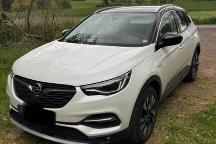 Opel Grandland (X) 122.500 km 17.500 &euro; Hillesheim 54576