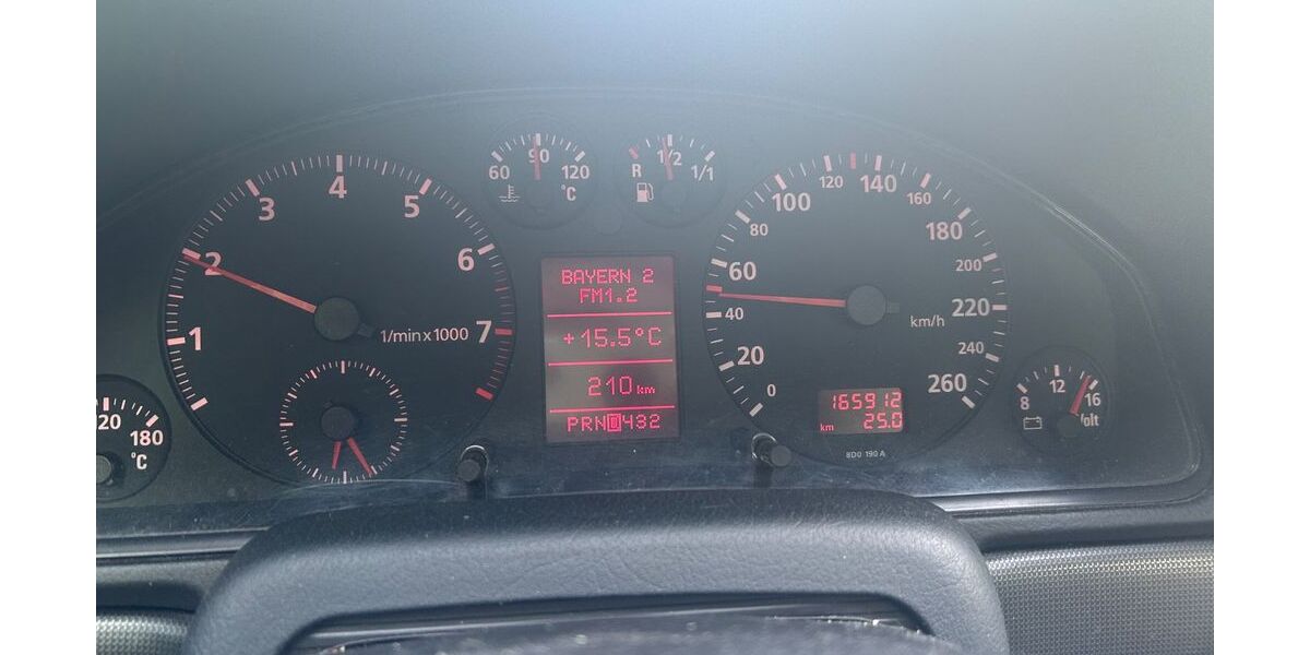 Audi A4 165.912 km 2.750 &euro; München 81735