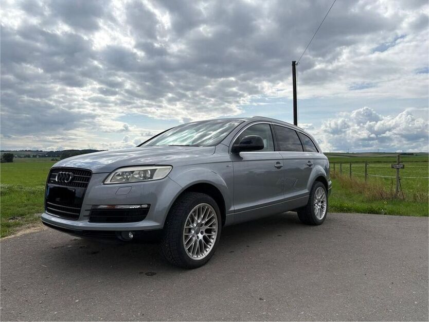 Q7