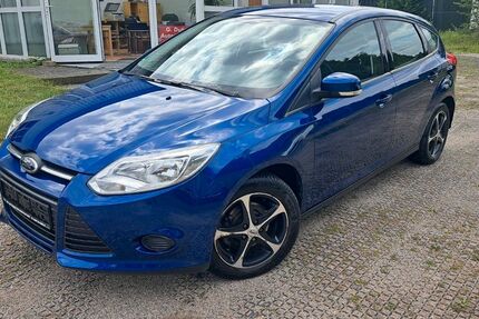 Ford Focus 56.300 km 5.890 &euro; Uhlstädt-Kirchhasel 07407