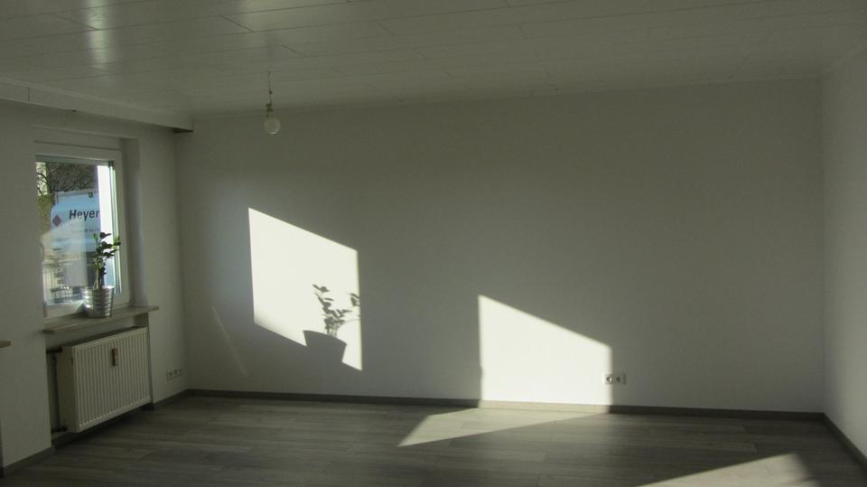 Terrassenwohnung Regenstauf - 3 Zimmer, 82 m&sup2;, 890&euro; | Angebot:25306492