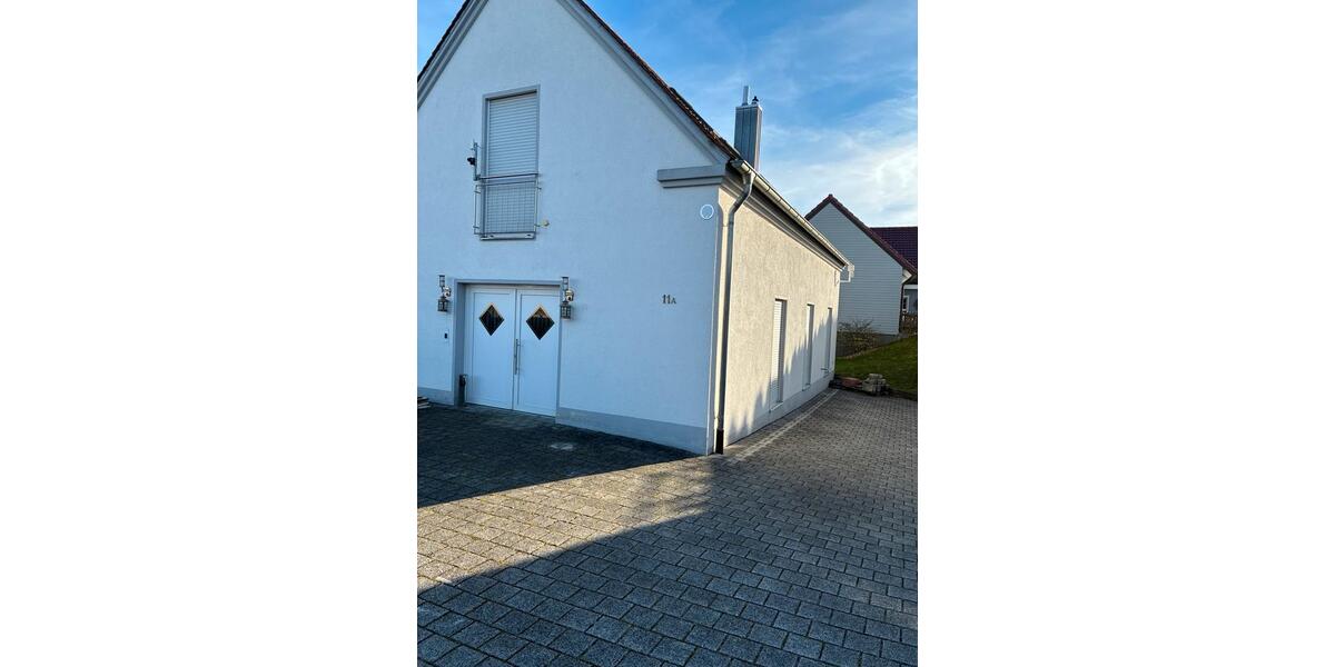 Einfamilienhaus Buttenwiesen - 4 Zimmer, 130 m&sup2;, 1.450&euro; | Angebot:23427012