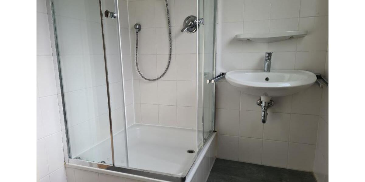 Etagenwohnung Bonn Lannesdorf - 4 Zimmer, 120 m&sup2;, 1.500&euro; | Angebot:26013818