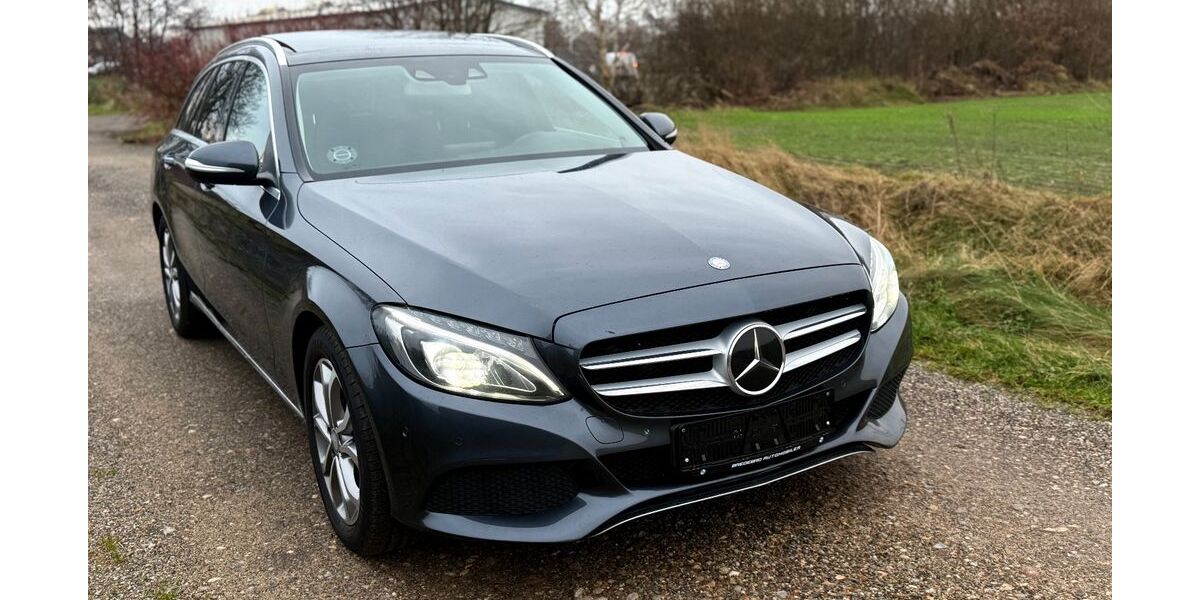 Mercedes-Benz C 220 218.000 km 12.299 &euro; Tarp 24963