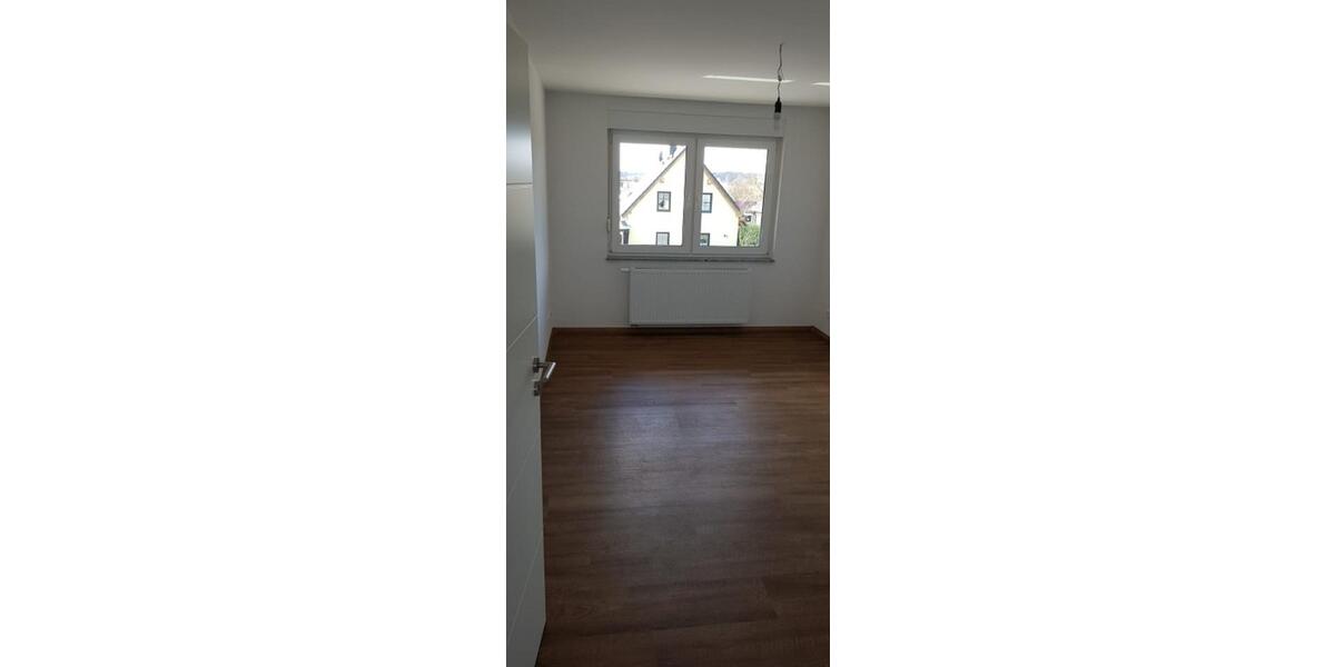 Etagenwohnung Templin - 4 Zimmer, 120 m&sup2;, 995&euro; | Angebot:25962661