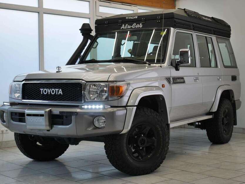 Land Cruiser