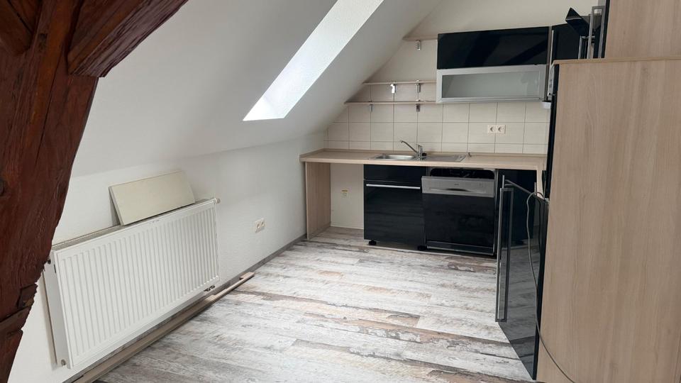 Dachgeschoßwohnung Allstedt - 4 Zimmer, 79 m&sup2;, 540&euro; | Angebot:26016512