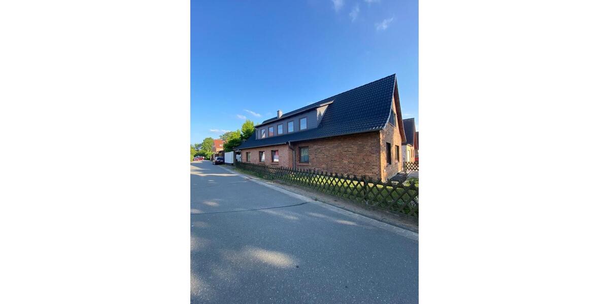 Einfamilienhaus Waren (Müritz) - 7 Zimmer, 181 m&sup2;, 335.000&euro; | Angebot:26649360