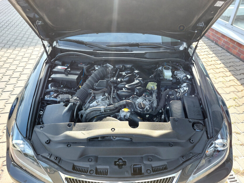 Lexus IS 250 146.137 km 8.000 € Wildau 15745