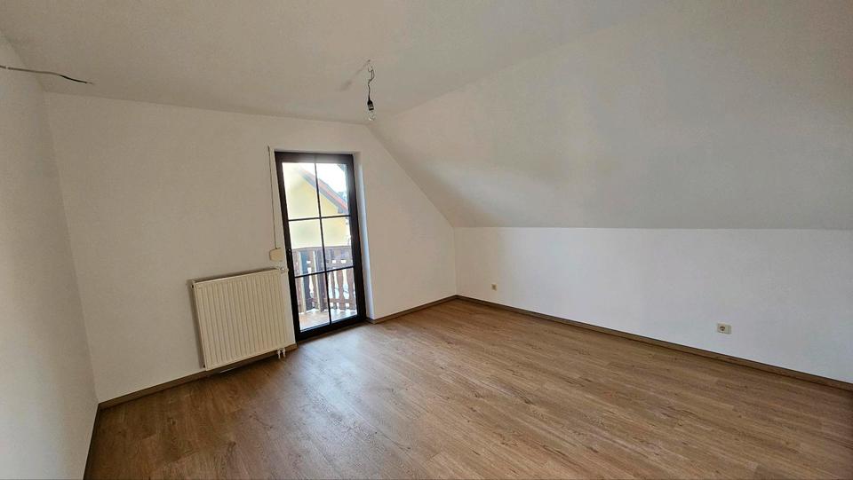 Einfamilienhaus Aschersleben - 4 Zimmer, 120 m&sup2;, 1.200&euro; | Angebot:26320901