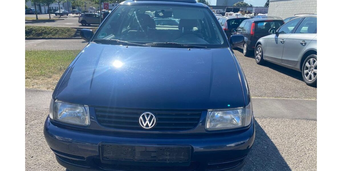 VW Polo 74.000 km 2.590 &euro; Ettlingen 76275