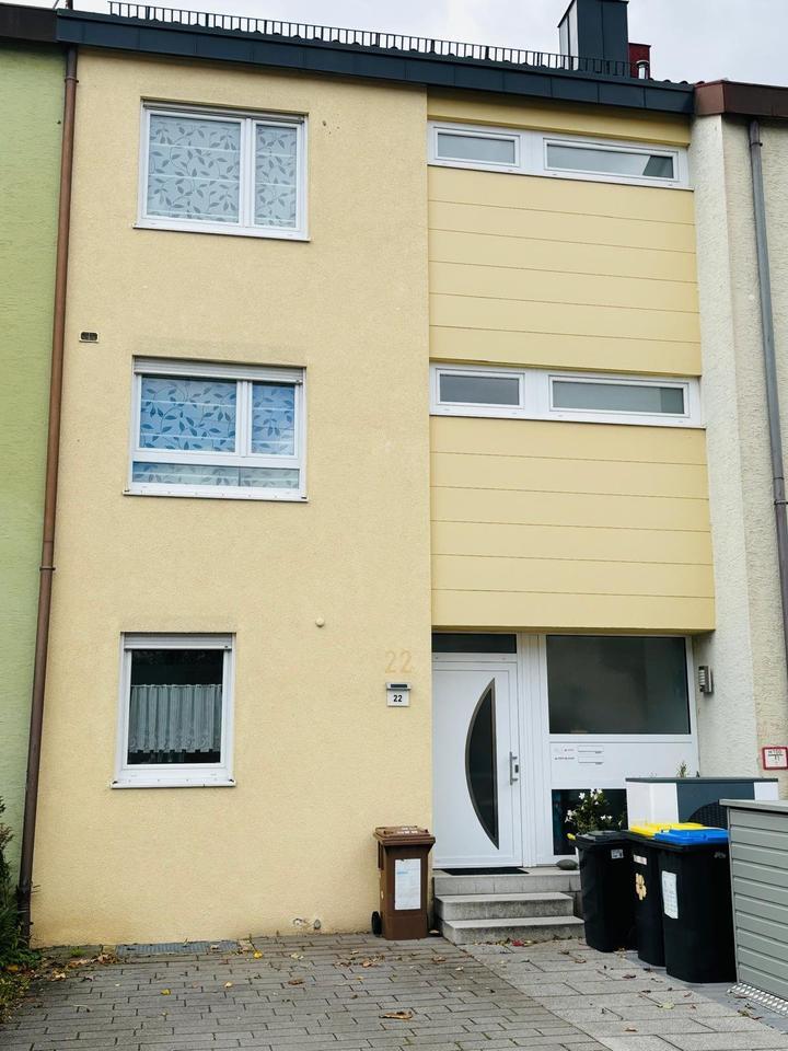 Saniertes Reihenmittelhaus in Fellbach Schmiden-provisionsfrei zimmer
