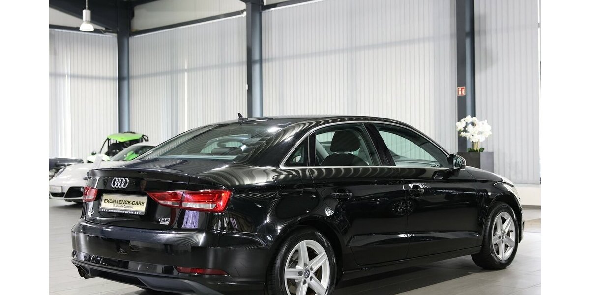 Audi A3 LIMOUSINE 1.4 TFSI BUSINESS / VIRTUAL-COCKPIT 119.000 km 15.444 &euro; Hamm 59077
