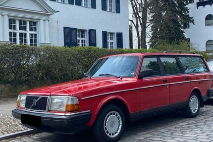 Volvo 240 361.000 km 5.950 &euro; Berlin 12165