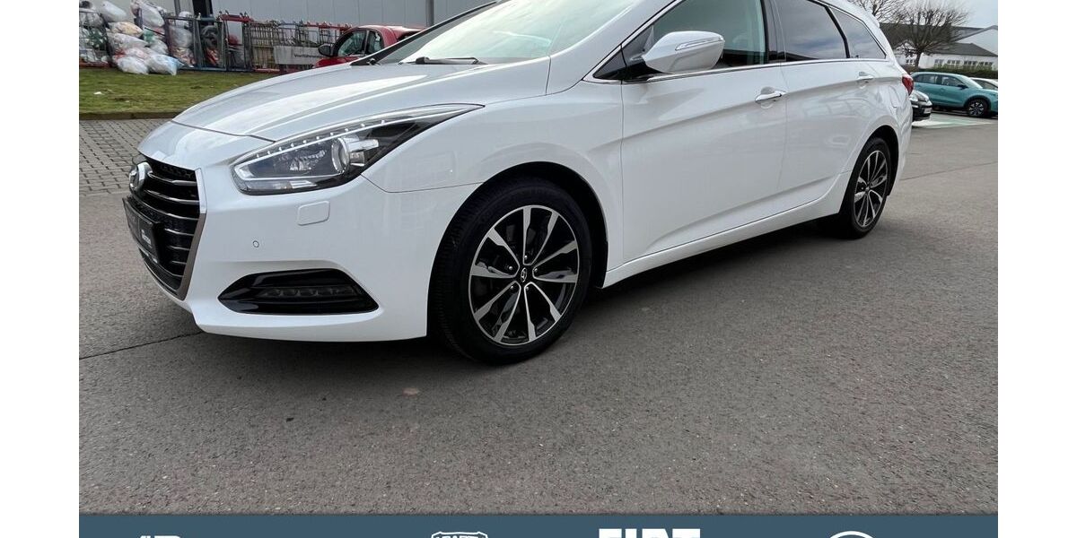 Hyundai i40 113.800 km 12.890 &euro; Lage 32791