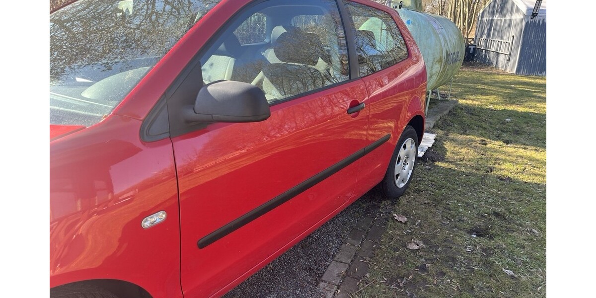 VW Polo 130.000 km 1.500 &euro; Gremersdorf-Buchholz 18461