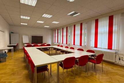 Gewerbeobjekt Zwickau Pölbitz - 130&euro; | Angebot:25067471