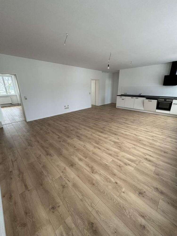 Büro in Berlin 1.381 € 86.3 m²