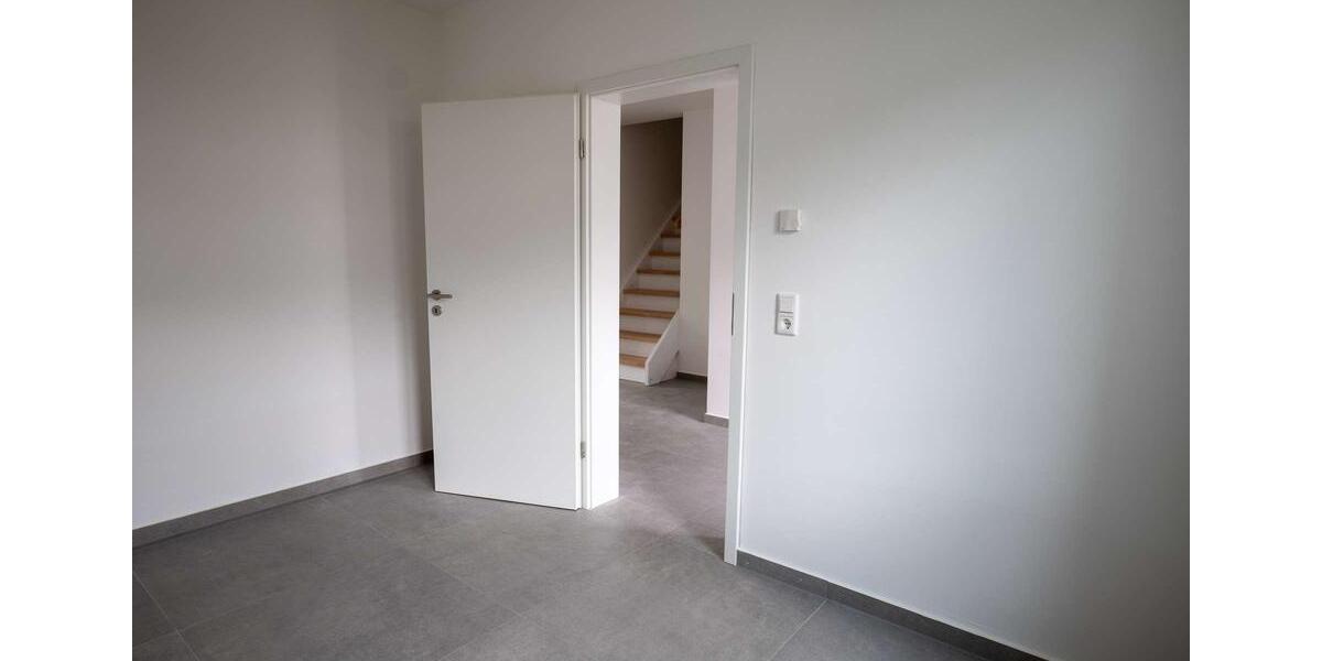 Reihenhaus Nienburg (Weser) - 5 Zimmer, 120 m&sup2;, 1.200&euro; | Angebot:26421368