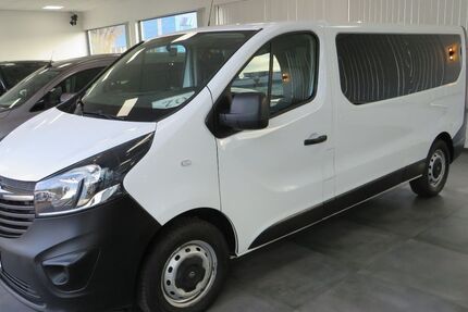 Opel Vivaro 120.954 km 15.650 € Essen 45329