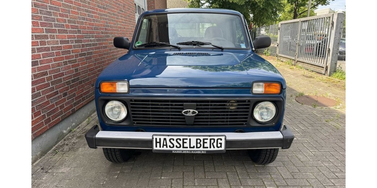 Lada Niva TAIGA Day 4x4 wie neu 2121DE Standhzg. Navi 17.000 km 19.999 &euro; Hamburg 22339