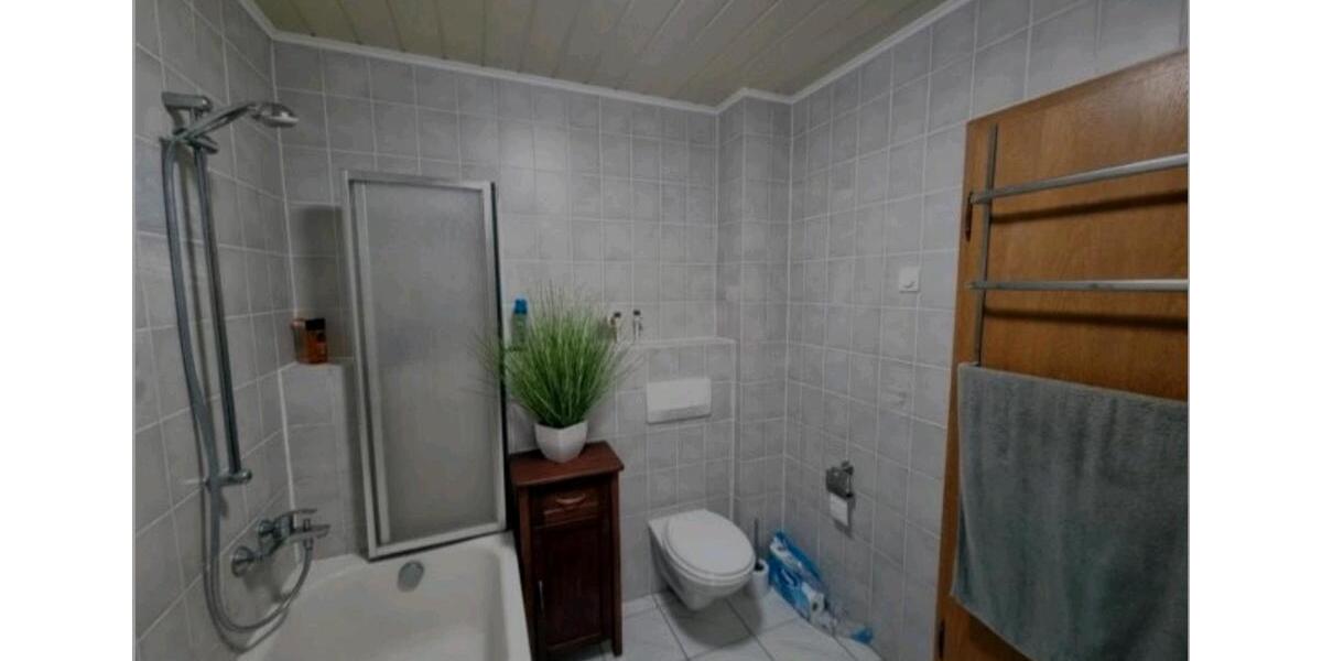Etagenwohnung Willebadessen - 3 Zimmer, 120 m&sup2;, 730&euro; | Angebot:25894301