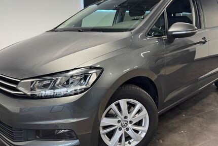 VW Touran 112.900 km 18.750 &euro; Bretten 75015