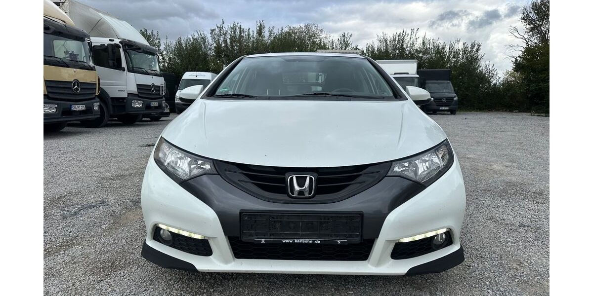Honda Civic 245.690 km 4.590 € Düren 52351