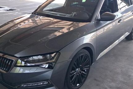 Skoda Superb 79.950 km 29.990 &euro; Goslar 38640