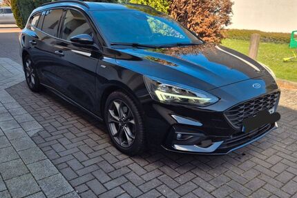 Ford Focus 96.000 km 12.250 &euro; Minden 32425