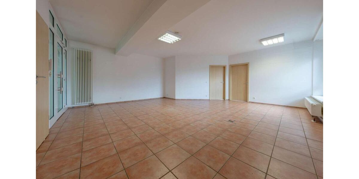 Moderne ca. 89 m² große Bürofläche in verkehrsgünstiger Lage von Südkirchen zimmer