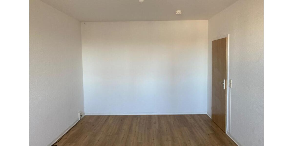 Etagenwohnung Rostock Evershagen - 1 Zimmer, 37 m&sup2;, 330&euro; | Angebot:25420466
