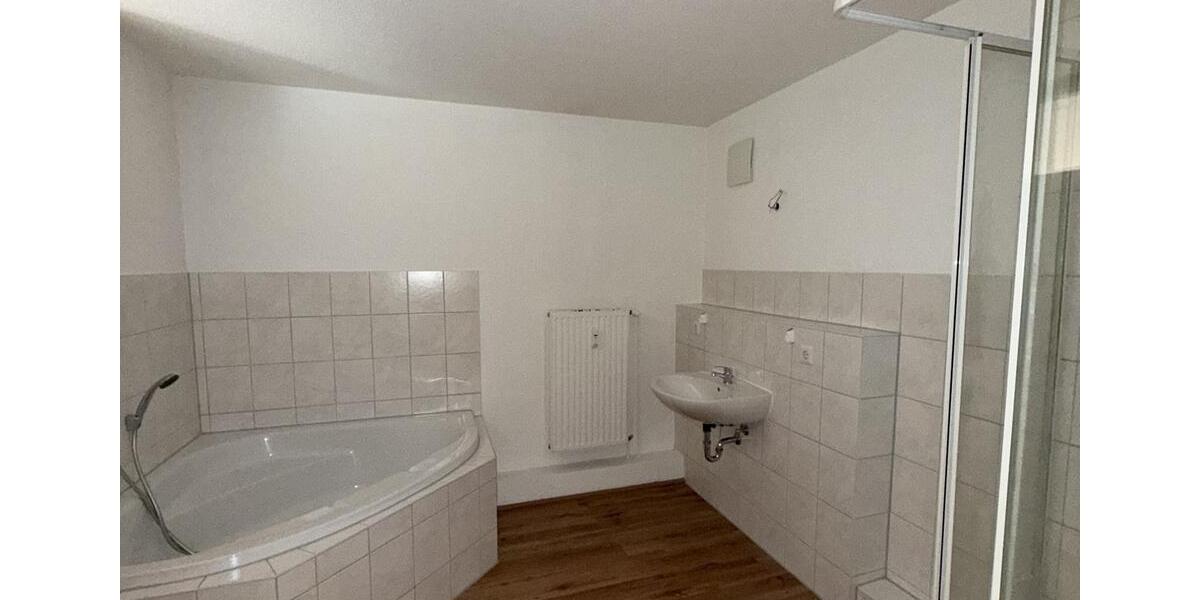 Attraktive 2-Zimmer-Wohnung mit großzügigen 102,56 m² in Ratzeburg 2 zimmer