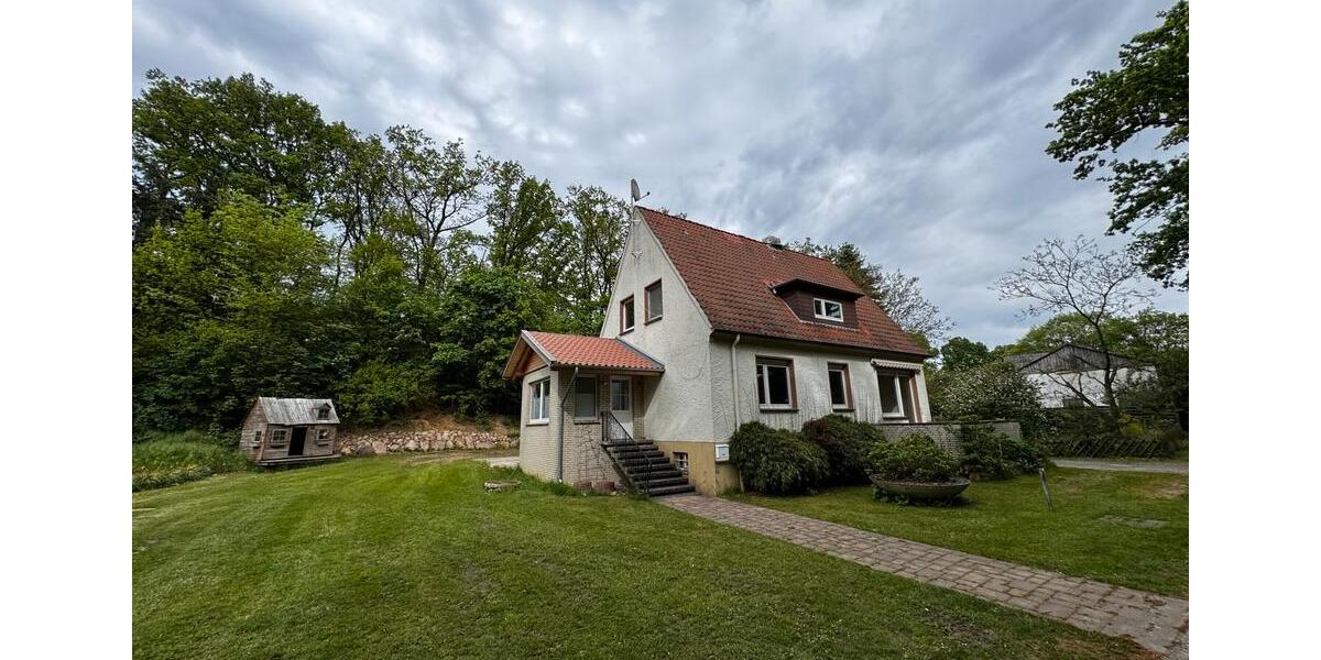 Einfamilienhaus Hankensbüttel - 4.5 Zimmer, 120 m&sup2;, 950&euro; | Angebot:26302715