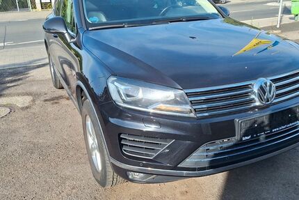 VW Touareg 253.574 km 15.400 &euro; Zirndorf 90513