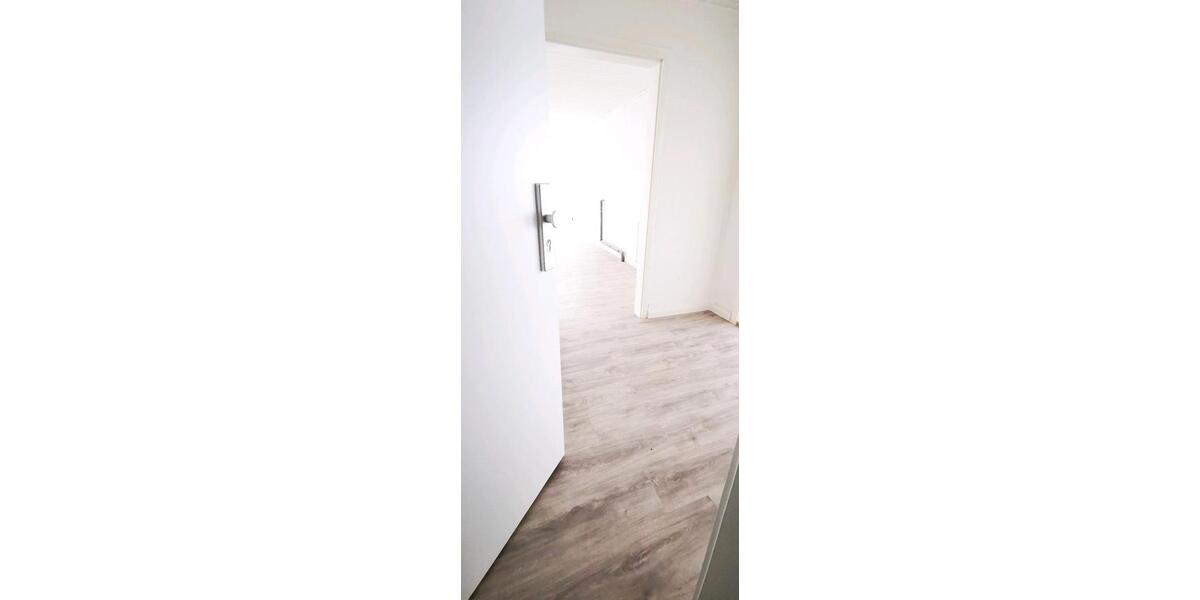 Etagenwohnung Höxter - 5 Zimmer, 135 m&sup2;, 885&euro; | Angebot:26579717
