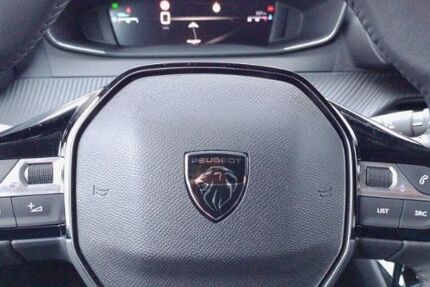 Peugeot 208 10.000 km 16.990 &euro; Duisburg 47059