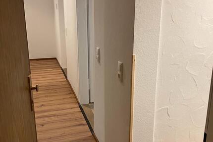 Schäftersheim - Helle Wohnung mit Küche 3 zimmer