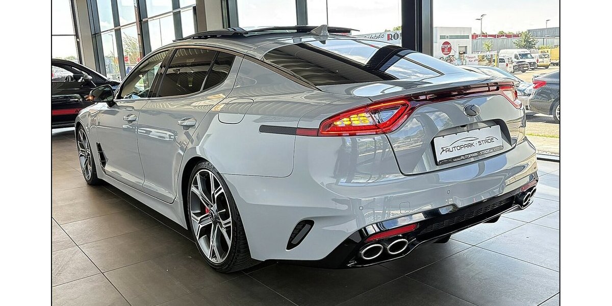 Kia Stinger GT 4WD LED Pano HUD ACC Kam Ass 110.000 km 29.990 &euro; Stade 21682